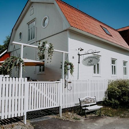 Vaeaeksyn Apteekinmajoitus Exterior foto